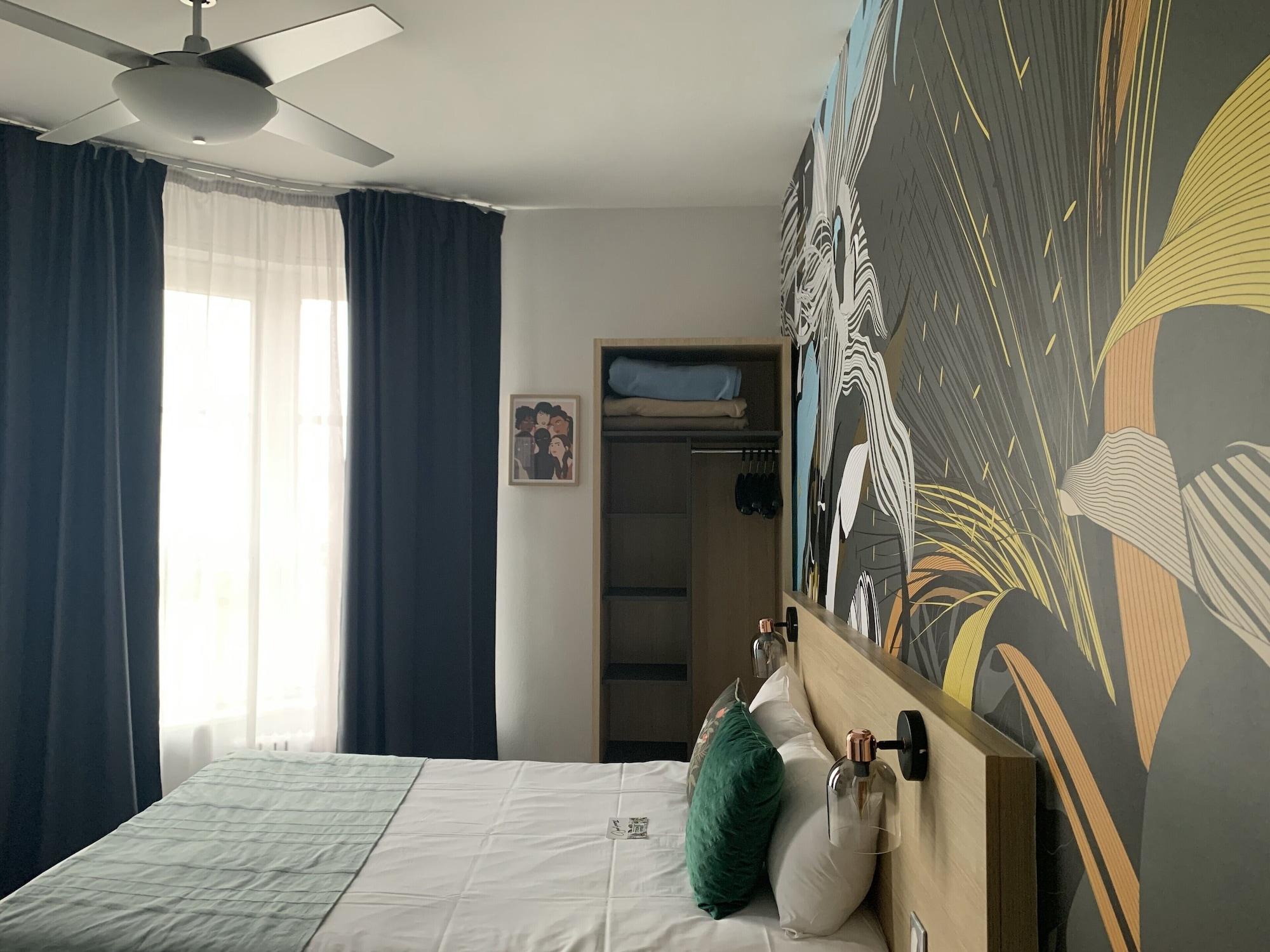 Hotel Urban Jungle